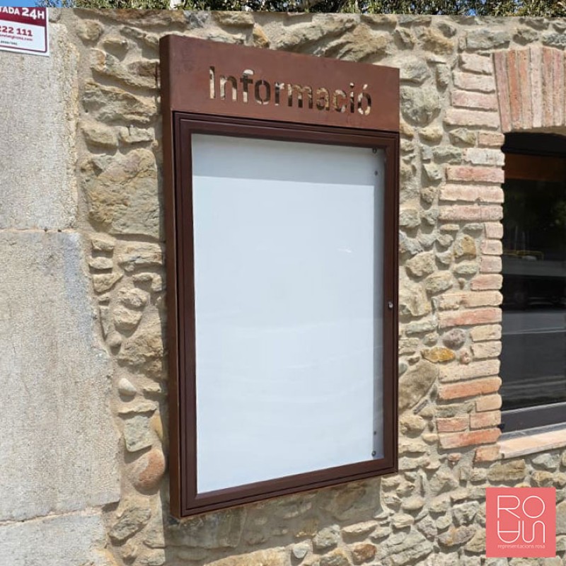 Vitrina Informativa amb Marc d'Acer Corten